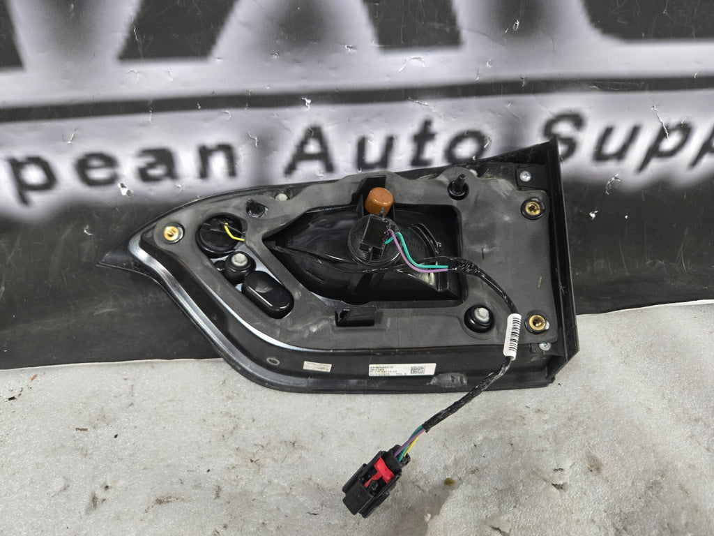 2019-23 JEEP CHEROKEE REAR LEFT DRIVER SIDE INNER TAIL LIGHT TAIL OEM 68275965AI