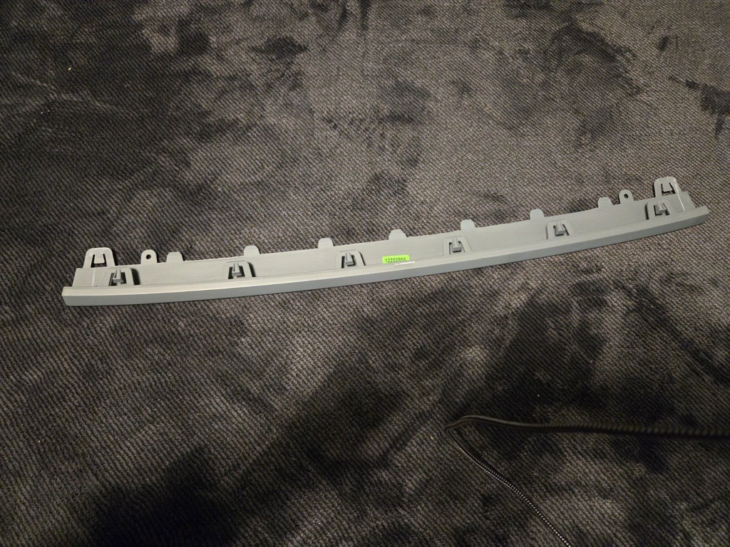 Genuine Mini Cooper JCW One F55 F56 F57 BUMPER TRIM FRONT CENTER 51115A3C8B7 OEM