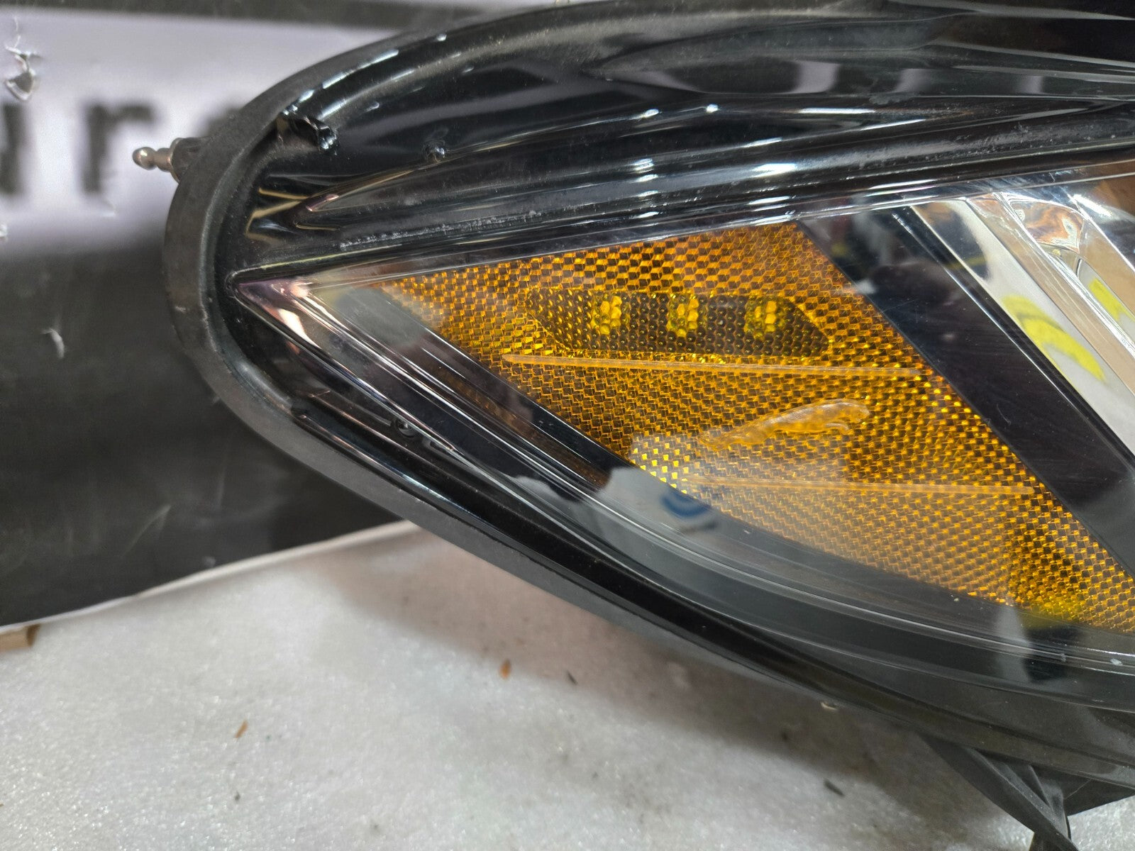 2016-2019 Jaguar XE Headlight Xenon Right Passenger GX73-13W029-CE w/ Modules OE