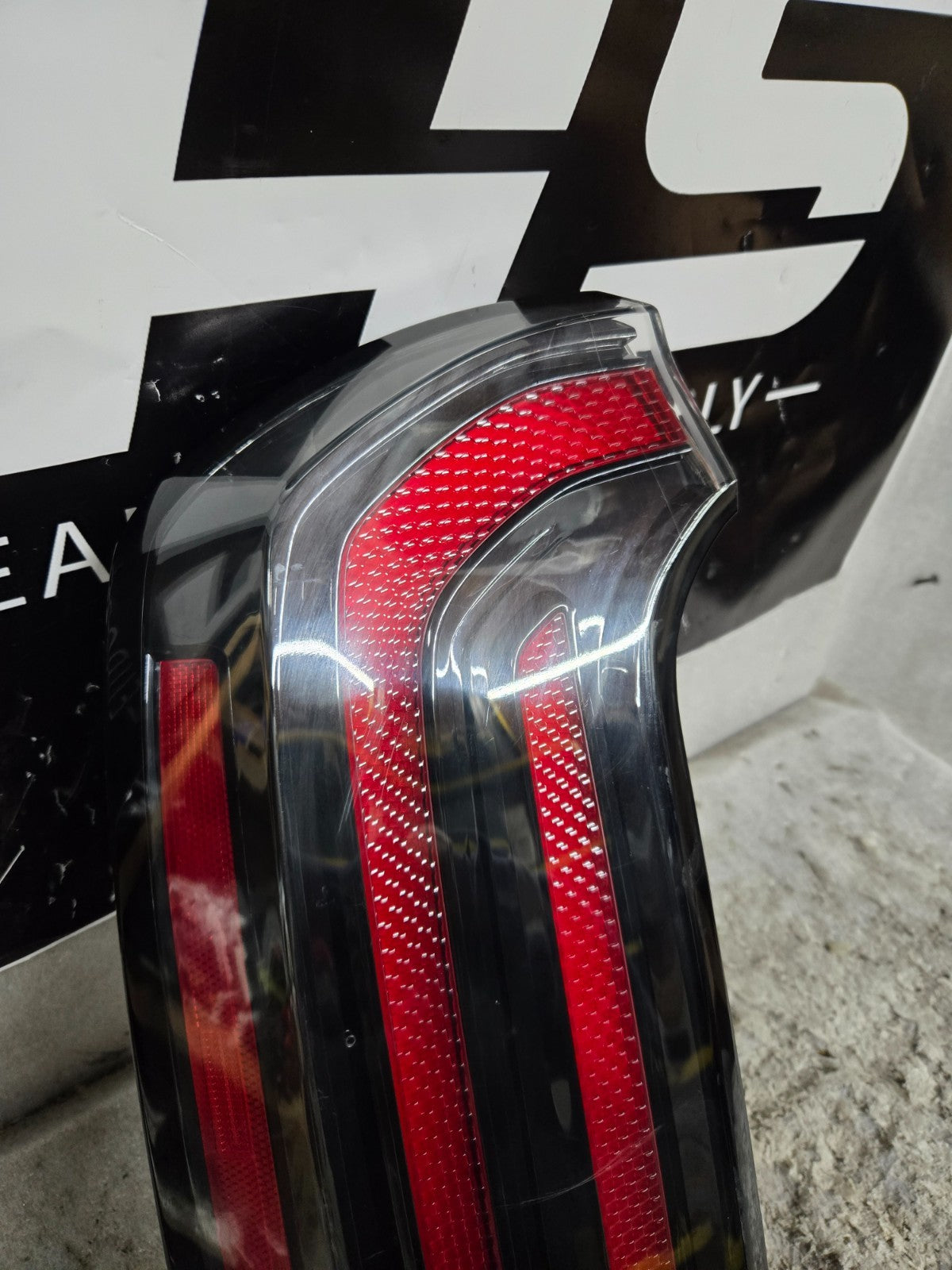 2023-2024 Kia Telluride Left LH Driver Side LED Tail Light Black Trim OEM