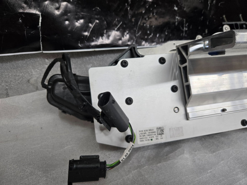 2019-2023 Rolls Royce Ghost Radiator Spirit Ecstasy Lift Mechanism 51137495477