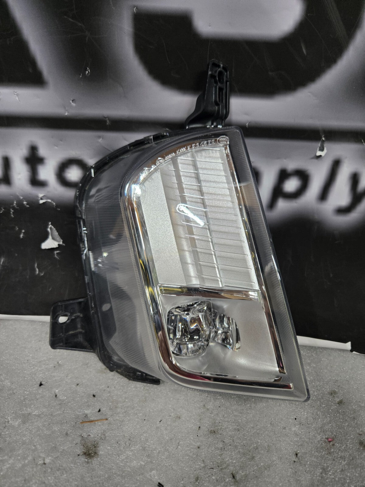 2019 2020 2021 2022 2023 FORD EDGE FRONT RIGHT RH FOG LIGHT PKT4B-15B242-AD OEM