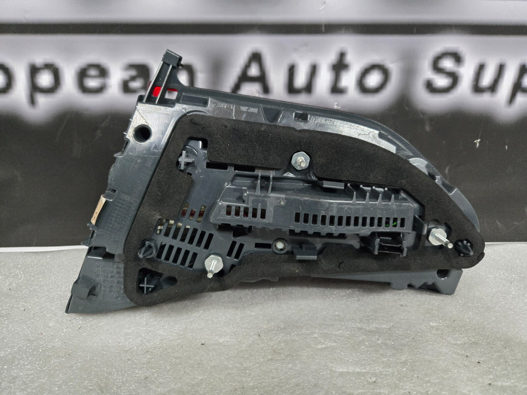 2016-2019 BMW G11 G12 740i 750i Rear Left LH Driver Side LED Inner Taillight OEM