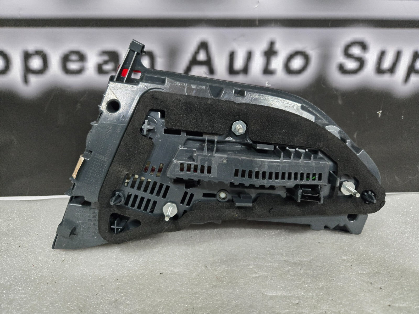 2016-2019 BMW G11 G12 740i 750i Rear Left LH Driver Side LED Inner Taillight OEM