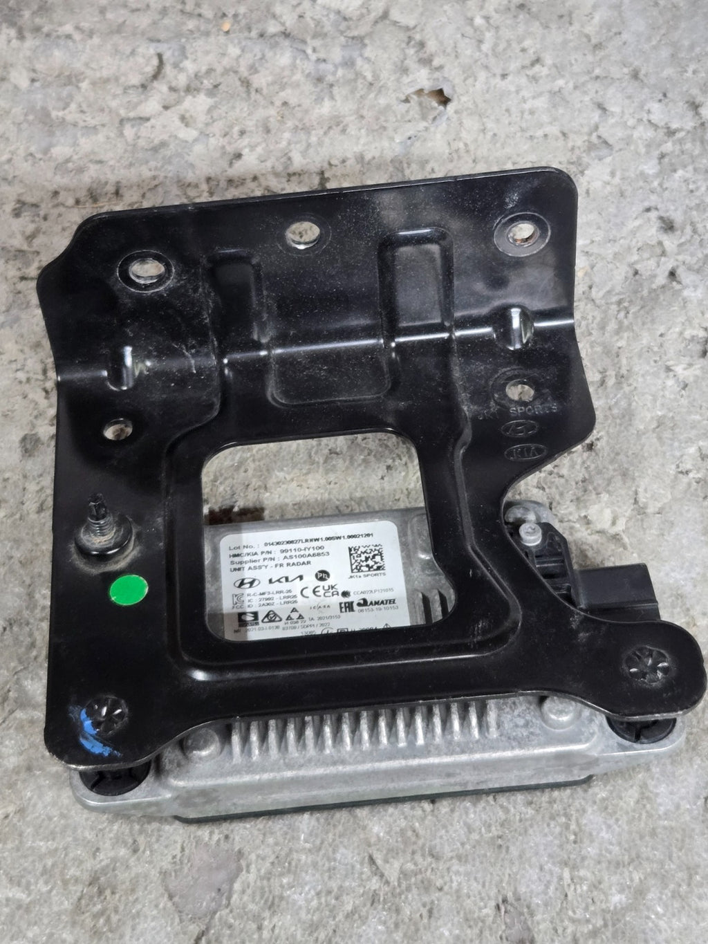 2024 2025 GENESIS GV70 FRONT CRUISE CONTROL RADAR SENSOR 99110-IY100 OEM