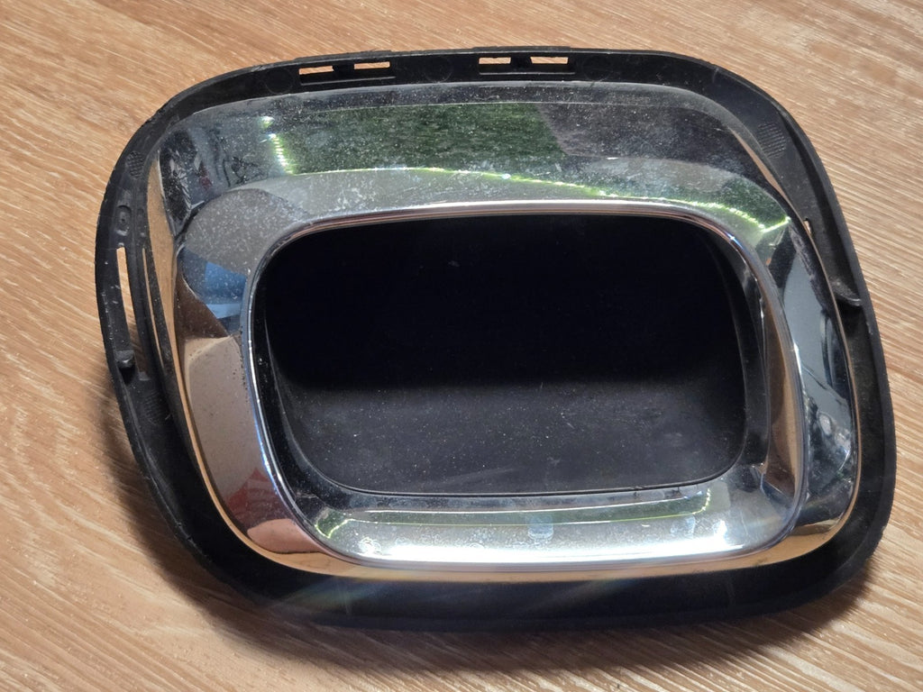 MERCEDES BENZ GLB X247 REAR BUMPER RIGHT RH EXHAUST TIP COVER A2478857901 OEM