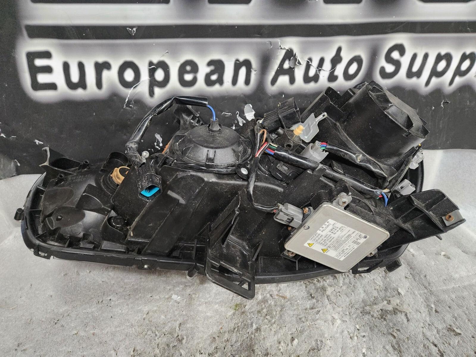 2008-2015 MITSUBISHI LANCER RIGHT SIDE HID XENON HEADLIGHT OEM