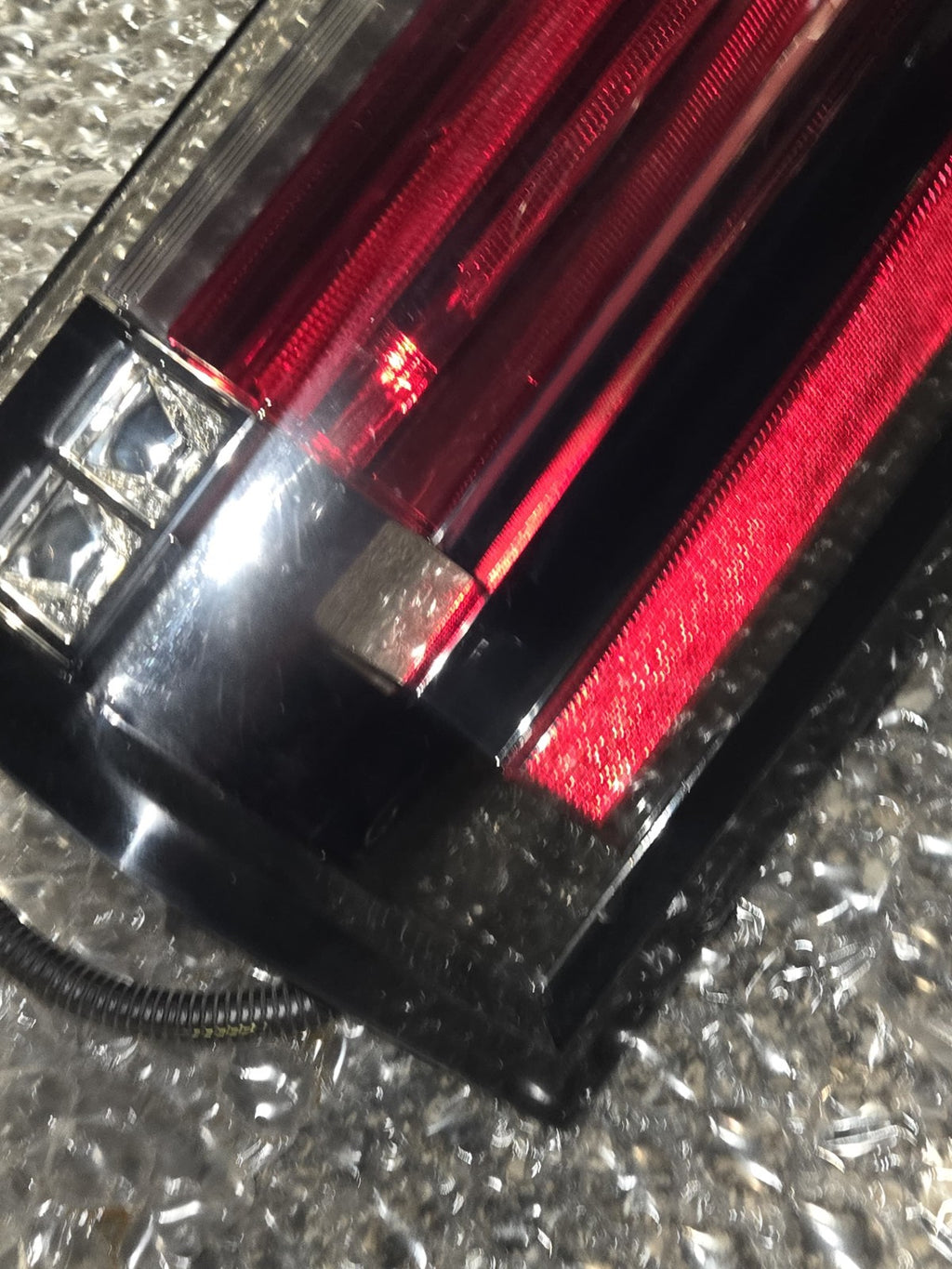 2015-2020 Cadillac Escalade Right RH Passenger Side LED Taillight OEM 84211921
