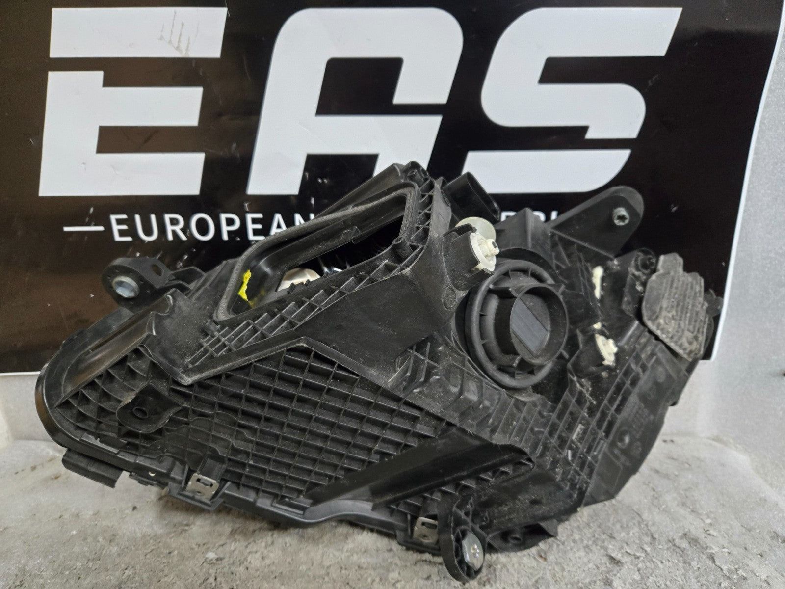 2019-2021 MERCEDES BENZ C300 C43 C63 HEADLIGHT OEM RH RIGHT SIDE LED A2059063006