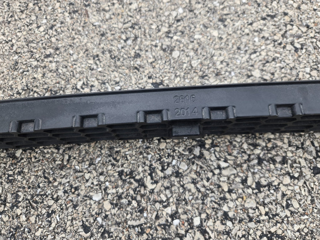 Lamborghini Huracan LP610 Rear Bumper Upper Metal Grille Mesh 4T0807684 OEM