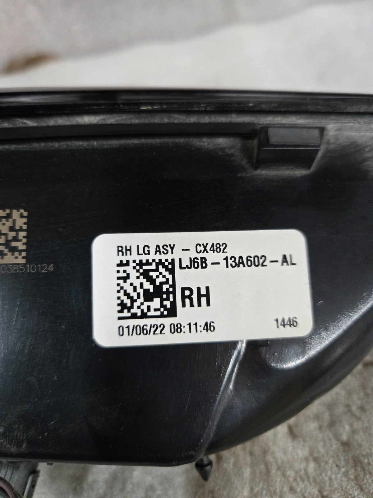 2019-2021 FORD ESCAPE REAR Right Passenger TAIL LIGHT LAMP OEM LJ6B-13A602-AL
