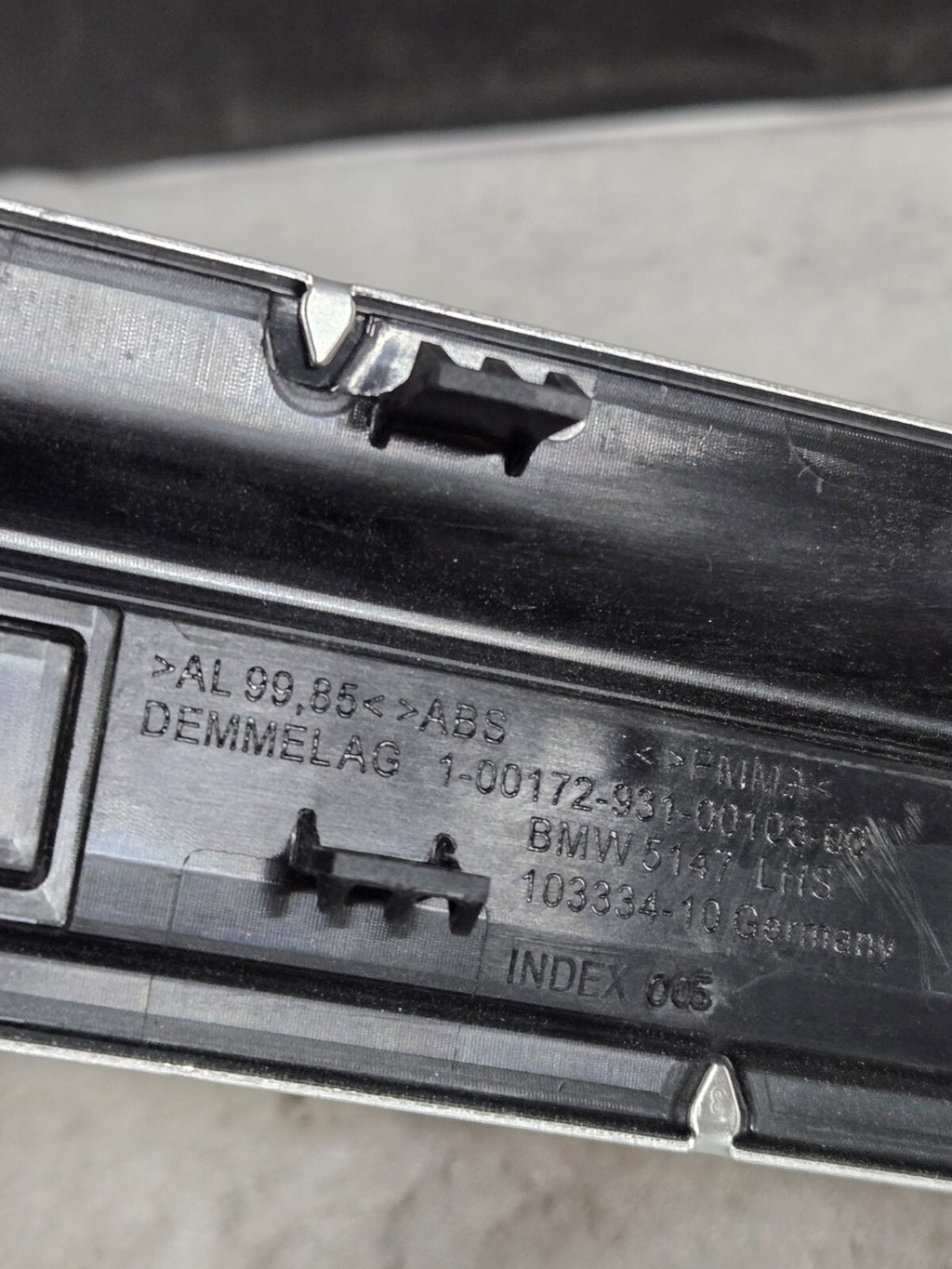 2023 BMW i7 G70 Rear Left Door M Sill Scuff Plate Trim Panel 51479870761 OEM