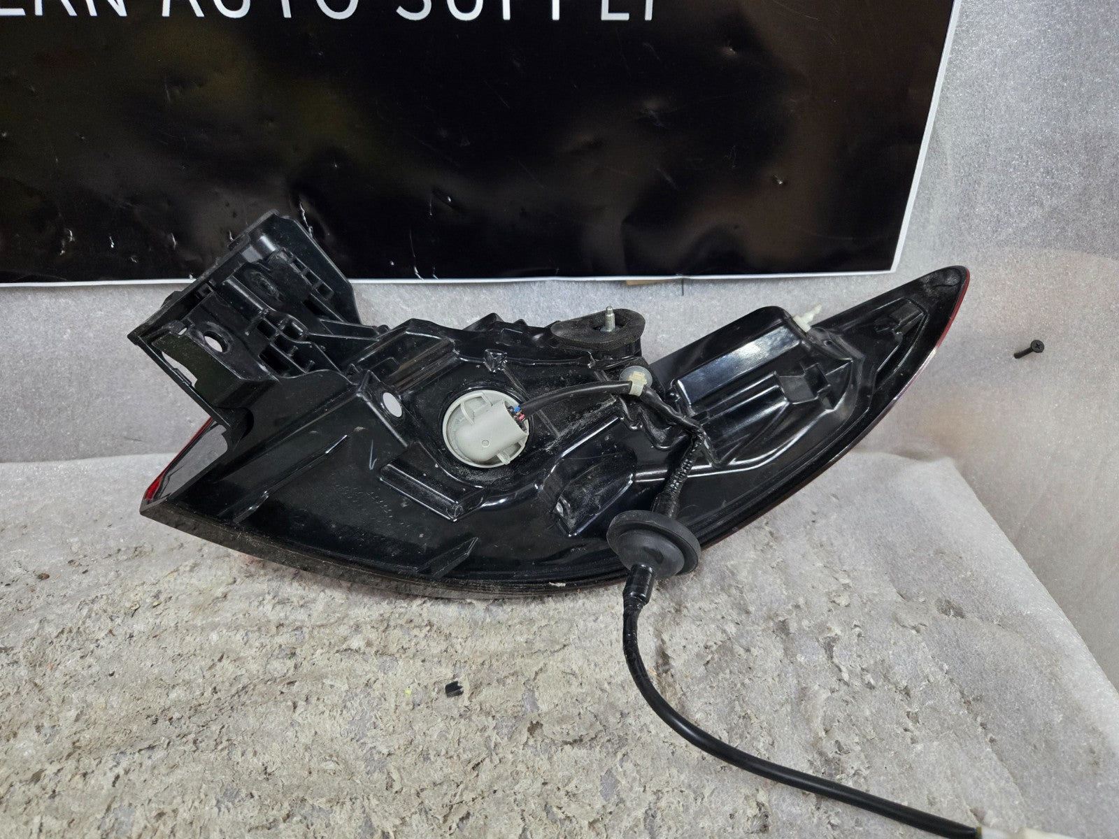 2024-2025 Mazda CX-90 Left LH Driver Side Rear Quarter LED Tail Light OEM