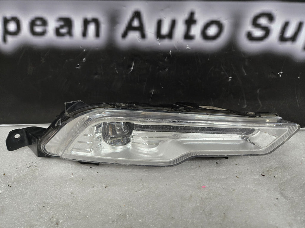 2017 2018 2019 Ford Fusion Fog Light Right RH Passenger Side LED OEM H87315A254C