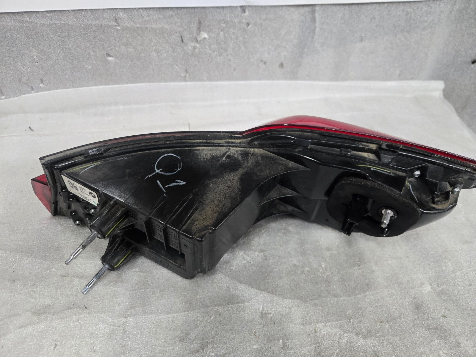 2019-2023 BMW X4 G02 REAR LH LEFT DRIVER SIDE OUTER QUARTER TAIL LIGHT LAMP OEM