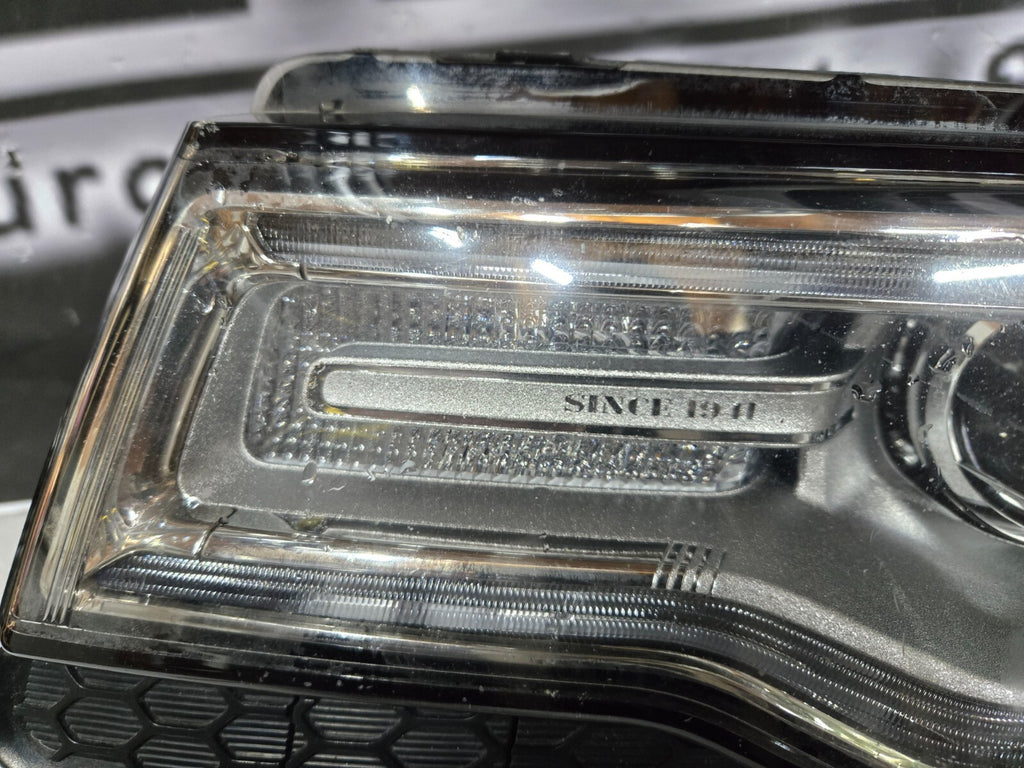 2014-2016 Jeep Grand Cherokee Left Driver Non-AFS HID Headlight OEM 68111001AE