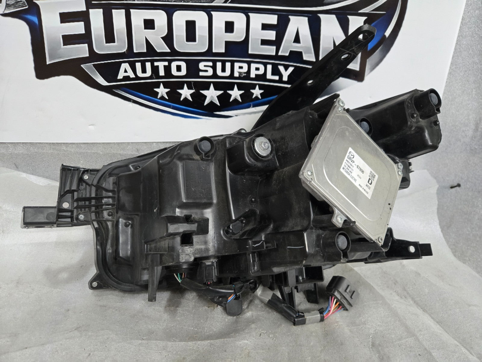 2020-2024 Mazda CX-30 NON AFS Right RH Passenger LED Headlight DGH9-51-030A OEM