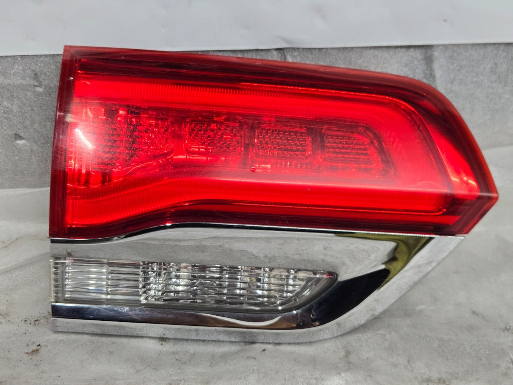 2014-2021 Jeep Grand Cherokee Left LH Driver Rear LED Tail Light 68110047AC OEM