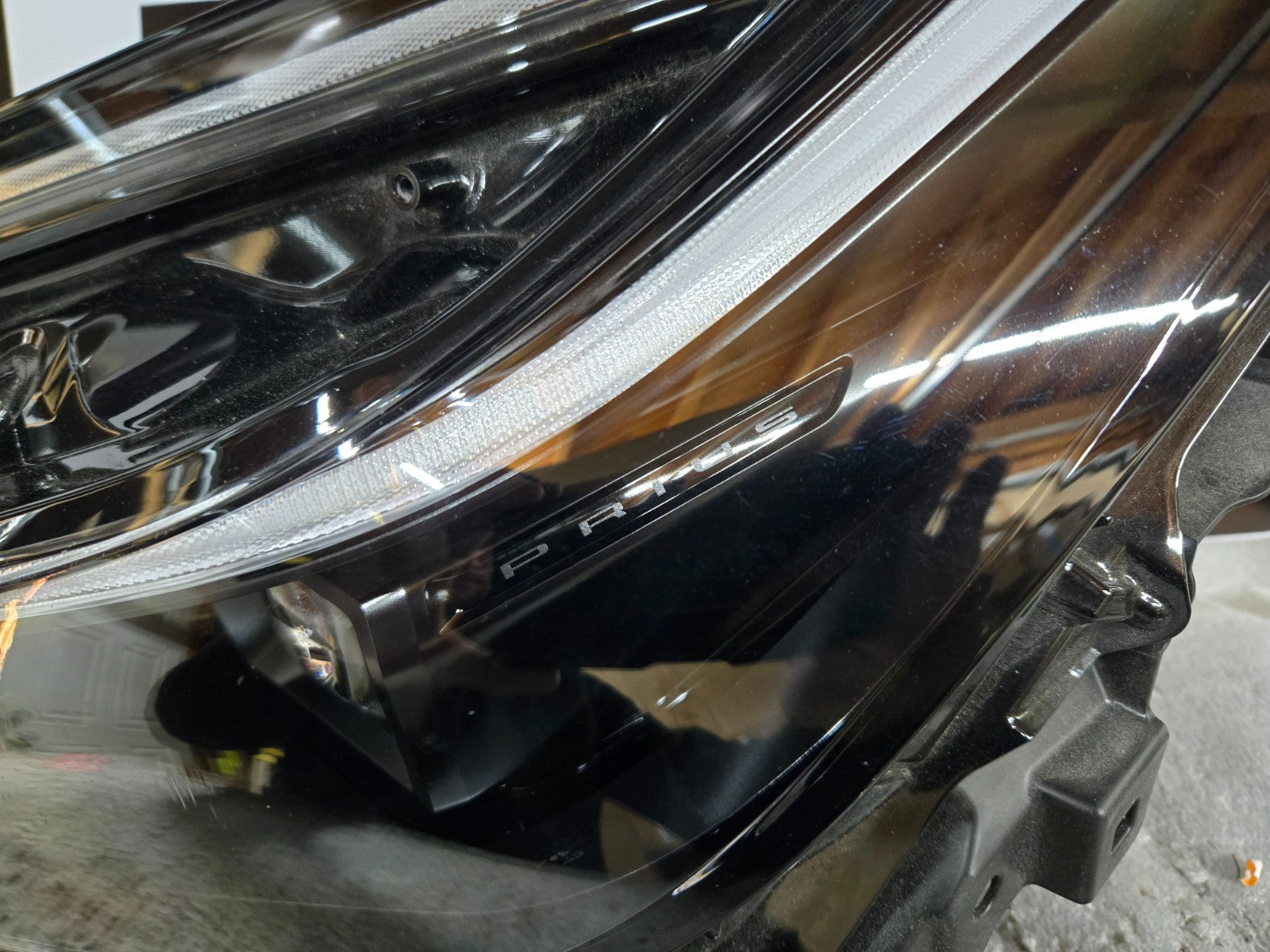 2023 2024 2025 TOYOTA PRIUS LED HEADLIGHT LEFT LH DRIVER SIDE OEM