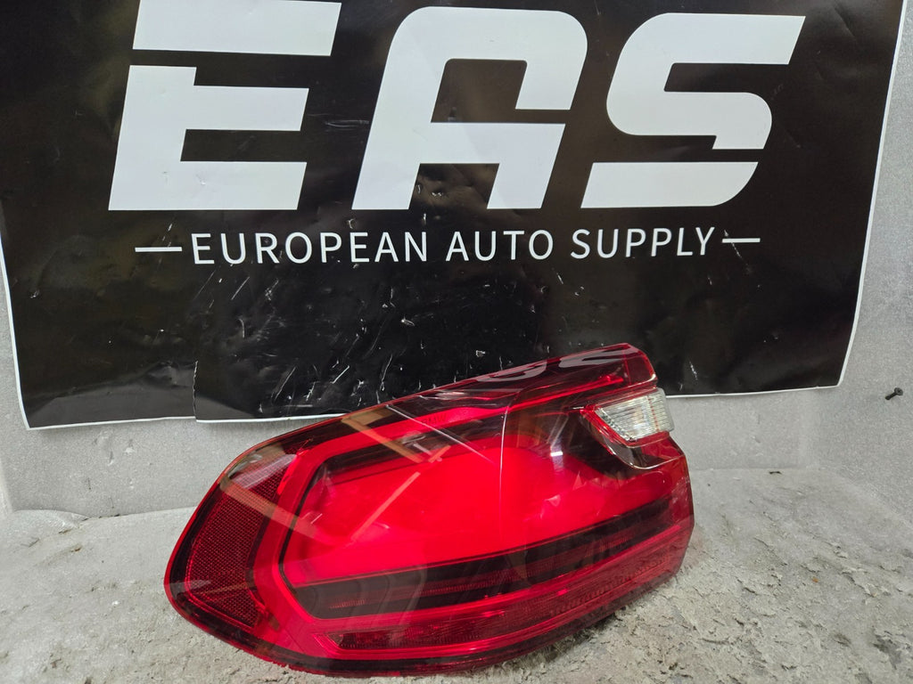 2019 - 2022 BMW X7 G07 REAR LEFT DRIVER SIDE OUTER TAILLIGHT LIGHT LAMP OEM L