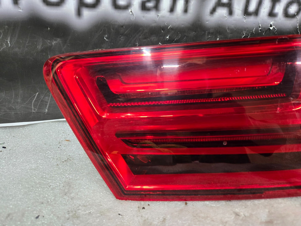 2017 2018 2019 Audi Q7 Tail Light LED RH Rear Right Passenger Side Genuine OEM