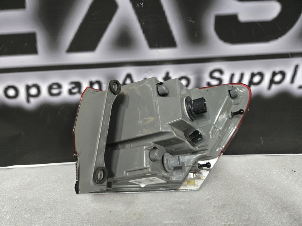 2014-2017 Jeep Grand Cherokee Rear Left Side Outer Taillight Tail Light OEM