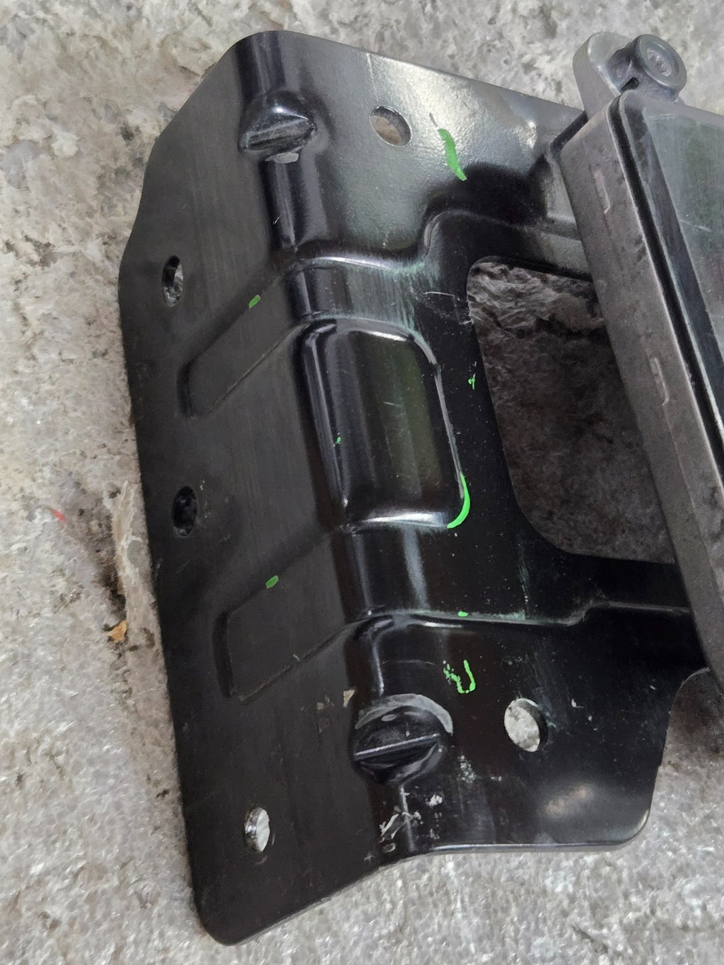 2024 2025 GENESIS GV70 FRONT CRUISE CONTROL RADAR SENSOR 99110-IY100 OEM