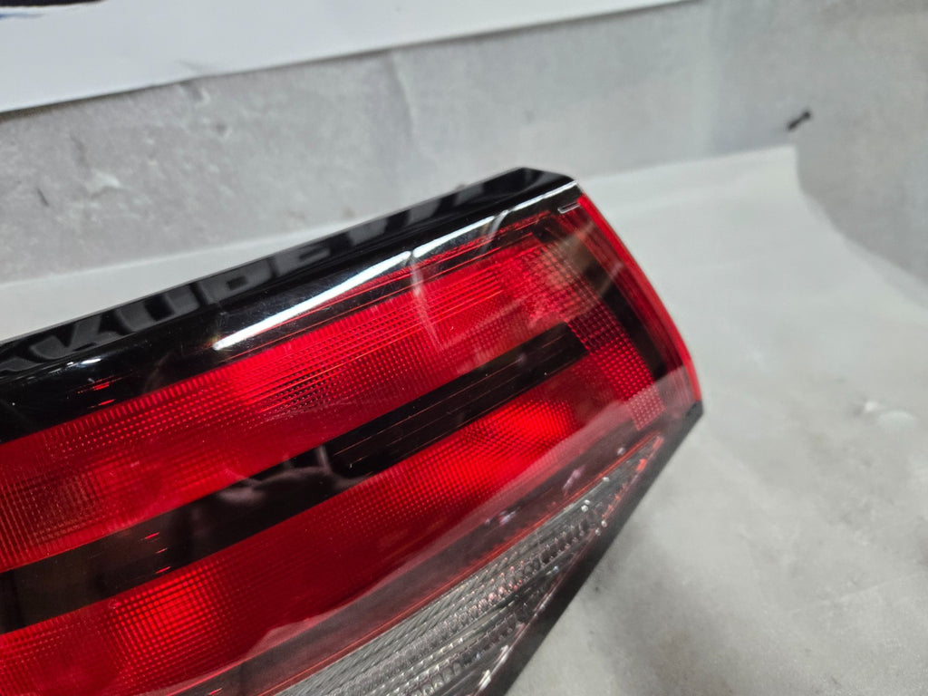 2020-2024 NISSAN SENTRA REAR LEFT TAIL LAMP ASSEMBLY USED OEM 26555-6LB0A
