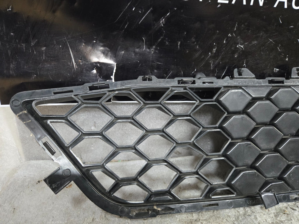 2017-2019 ALFA ROMEO GIULIA GENUINE FRONT LEFT BUMPER GRILLE TRIM OEM 156107969