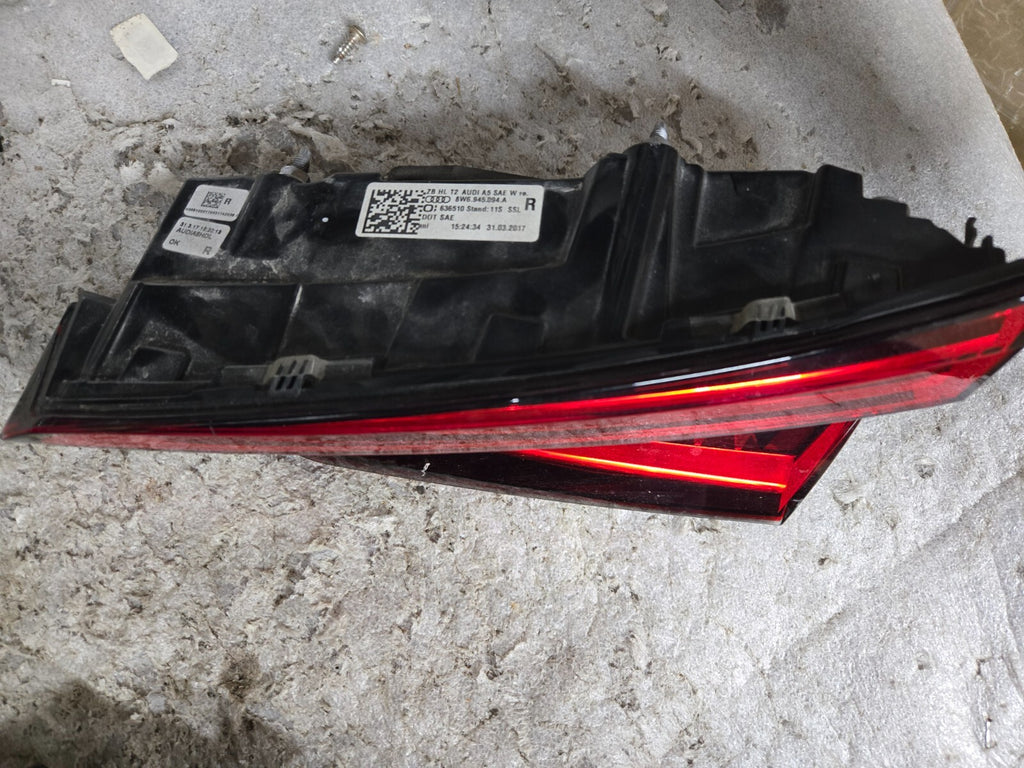 2018-2019 AUDI A5 S5 RS5 REAR RIGHT SIDE INNER TAILLIGHT LAMP OEM 8W6945094A