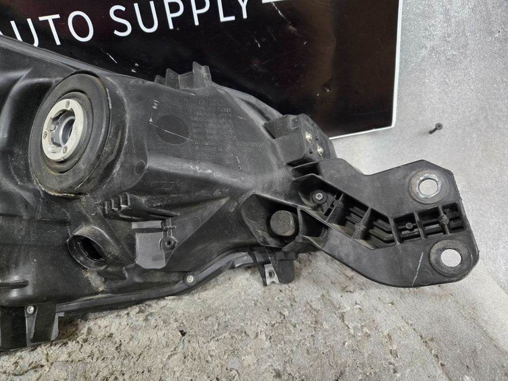 2018 2019 SUBARU LEGACY OUTBACK LEFT LH DRIVER SIDE HALOGEN HEADLIGHT OEM