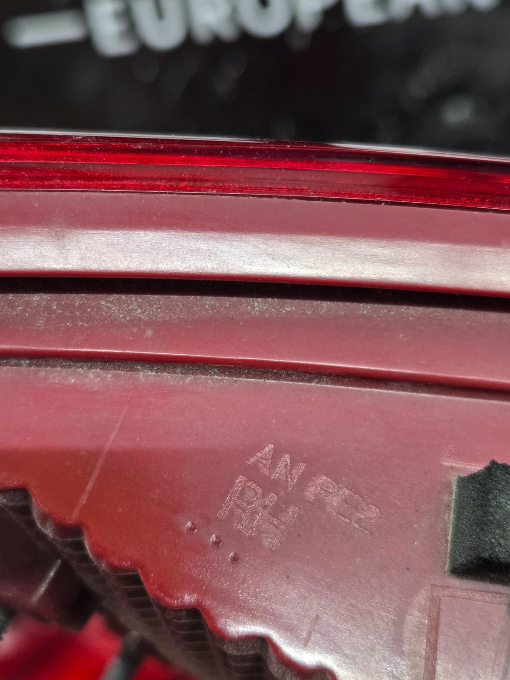 2017-2018 Hyundai Santa Fe Right RH Passenger Side Inner Halogen Tail Light OEM