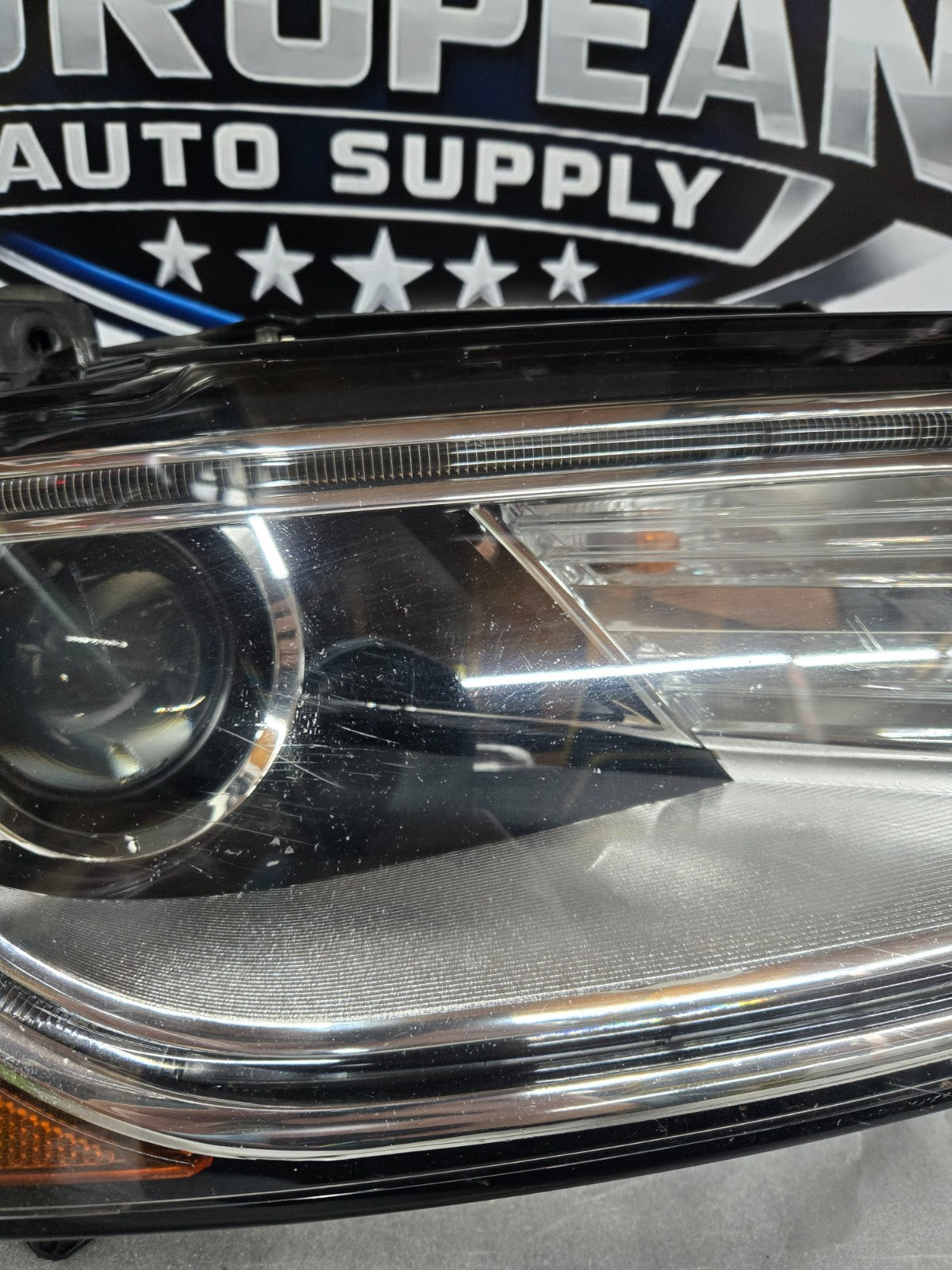 2013-2017 Audi Q5 HID Xenon Right RH Passenger Headlight 8R0941006E OEM