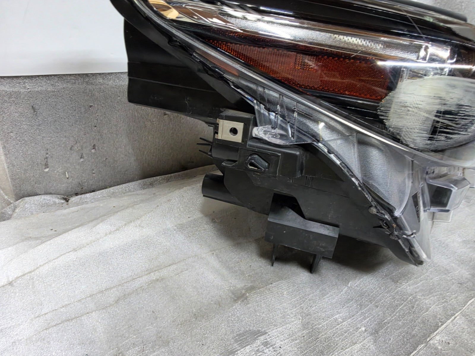 2016-2023 Mazda CX-9 Right RH Passenger Adaptive LED Headlight OEM TM55-51-031C