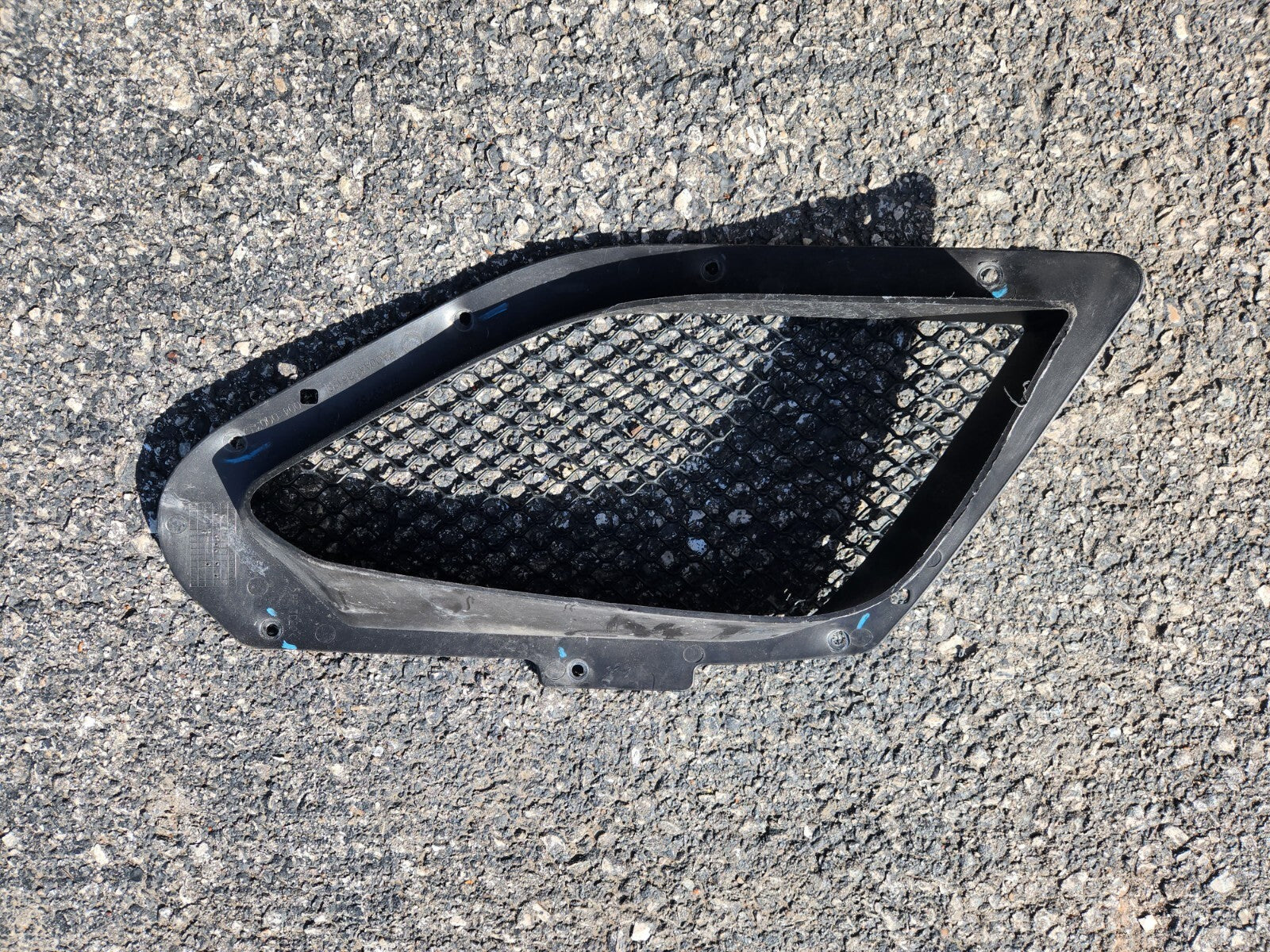 Maserati Ghibli Gransport Mesh Grill LH Driver Side OEM 670097861
