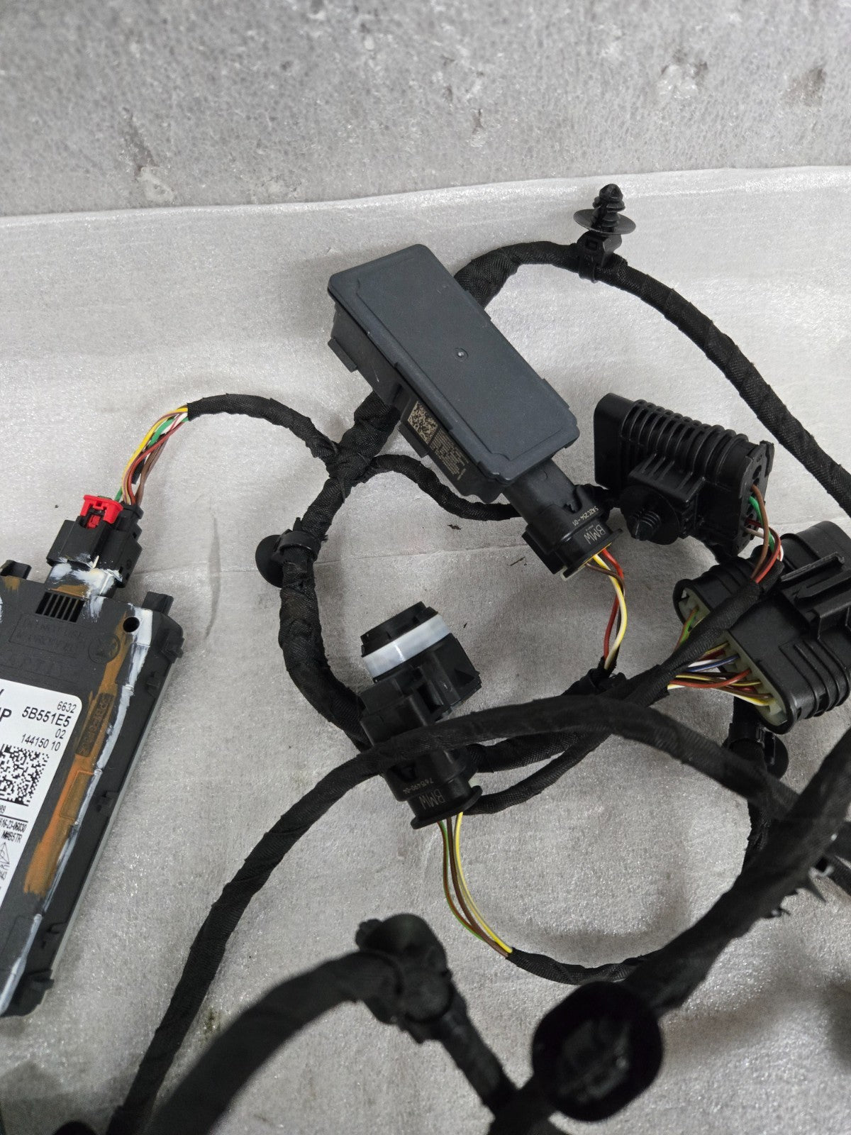 2023-2025 BMW X6 Wiring Harness Bumper Front 61125A75A22 COMPLETE w/Sensors OEM