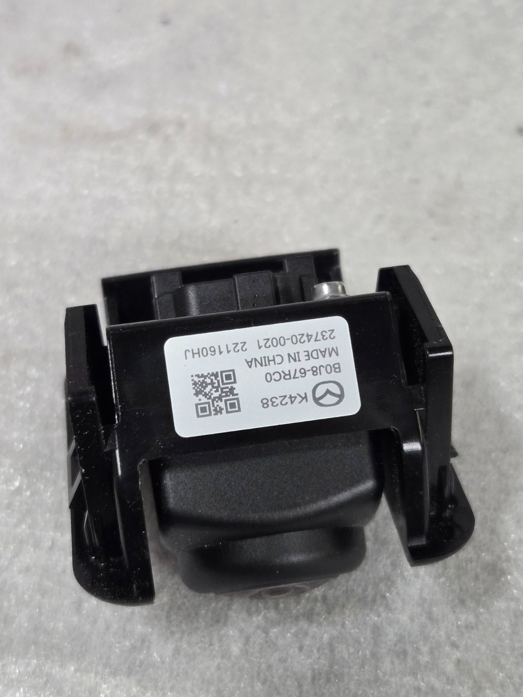 2019 - 2023 Mazda 3 Rear Backup Camera B0J8-67RC0 NEW OEM