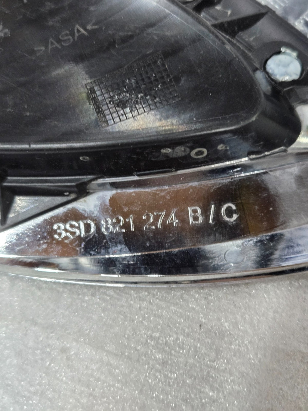 2018-2022 BENTLEY CONTINENTAL SPEED RIGHT RH FENDER VENT CHROME OEM 3SD821274C