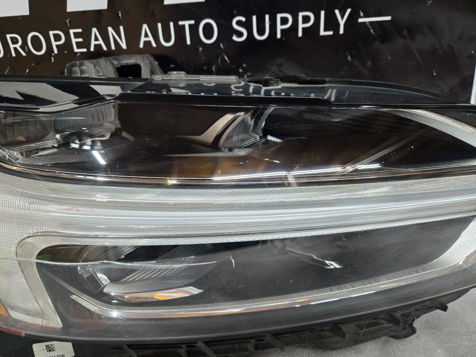2019 - 2021 VOLVO XC60 RIGHT RH PASSENGER SIDE LED HEADLIGHT OEM 31655239