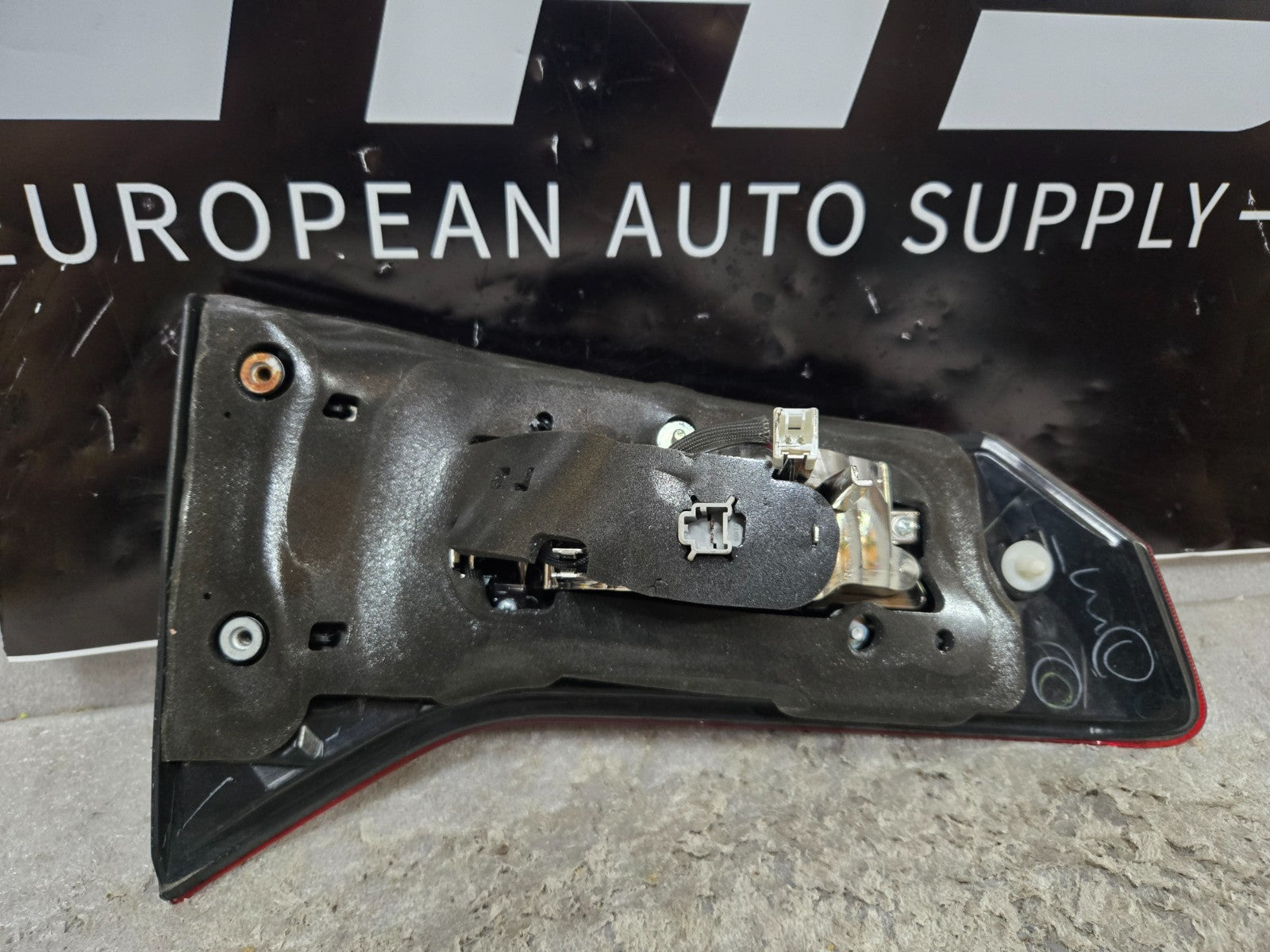2017-2020 ACURA MDX Right RH Taillight Liftgate Mounted OEM 34150-TZ5-H02