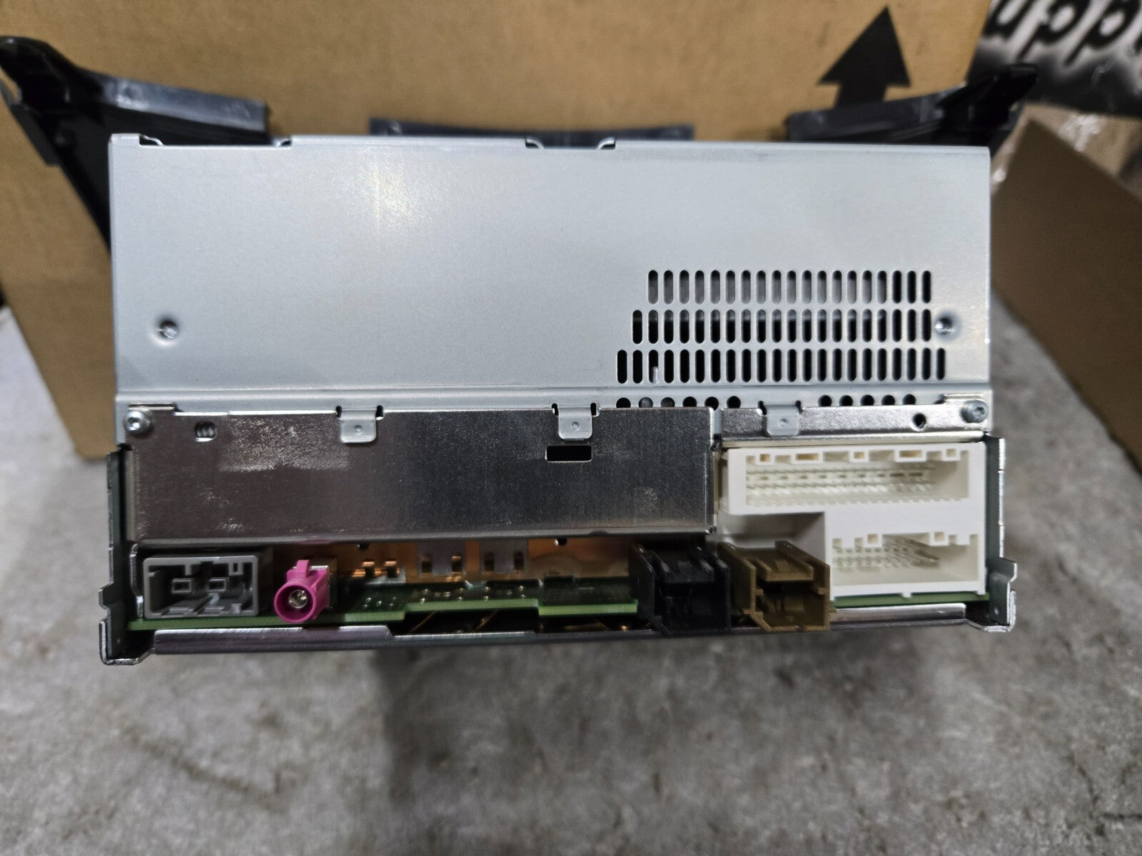 2021-2023 Nissan Murano Radio Navigation Stereo Display Assembly 2591A-7BA0B OEM
