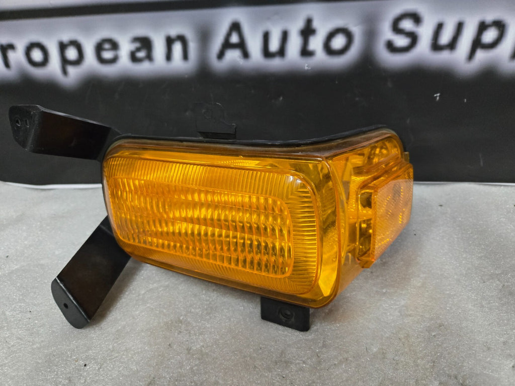 2008-14 Ford Econoline E250 Left Driver Headlight Marker Lamp 8C24-13B221-A OEM