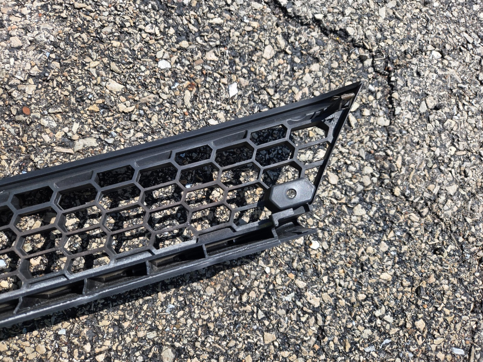 2017 - 2022 Lamborghini Huracan Rear Bumper Lower Grille OEM 4T0807684A