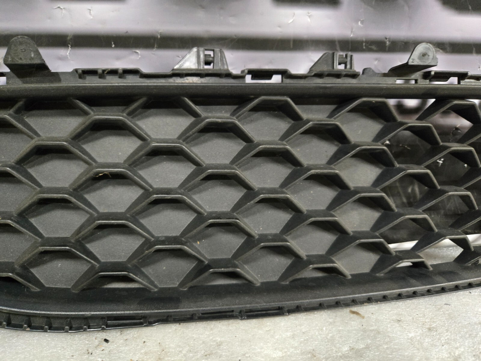 2017-2021 ALFA ROMEO GIULIA FRONT BUMPER LEFT LOWER GRILLE 156107969 OEM