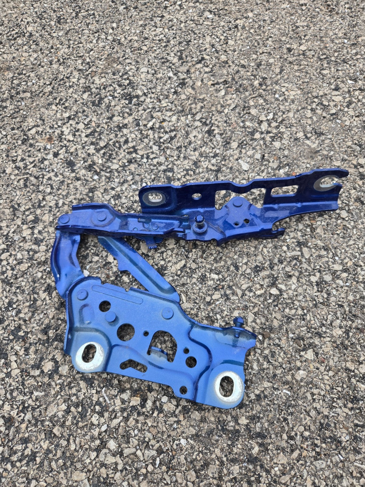2020-2024 BMW M850I XDRIVE GRAN COUPE - Left LH Hood Hinge Blue 7347407 OEM