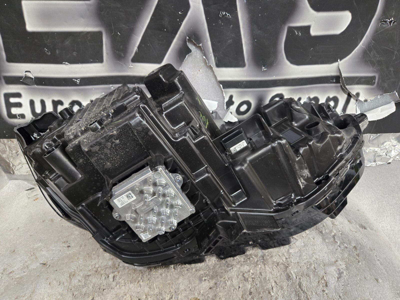 2019-2023 FORD EDGE SPORT BLACK BEZEL LEFT DRIVER LH LED HEADLIGHT OEM