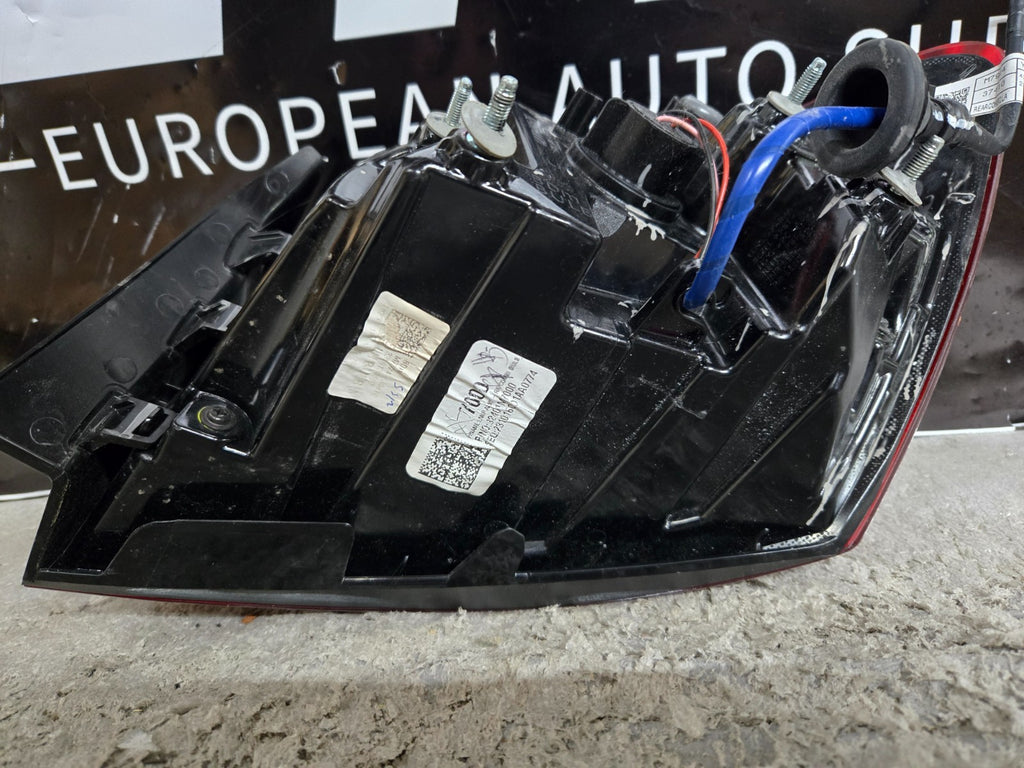 2019 2024 KIA FORTE OUTER TAILLIGHT LEFT LH DRIVER SIDE HALOGEN 92401M7000 OEM