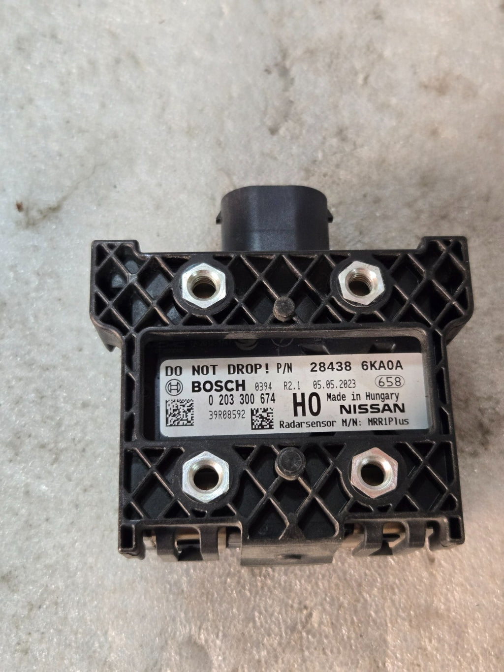 2017-2020 Nissan Pathfinder Cruise Distance Radar Sensor Mod 28438-6KA0A OEM H0