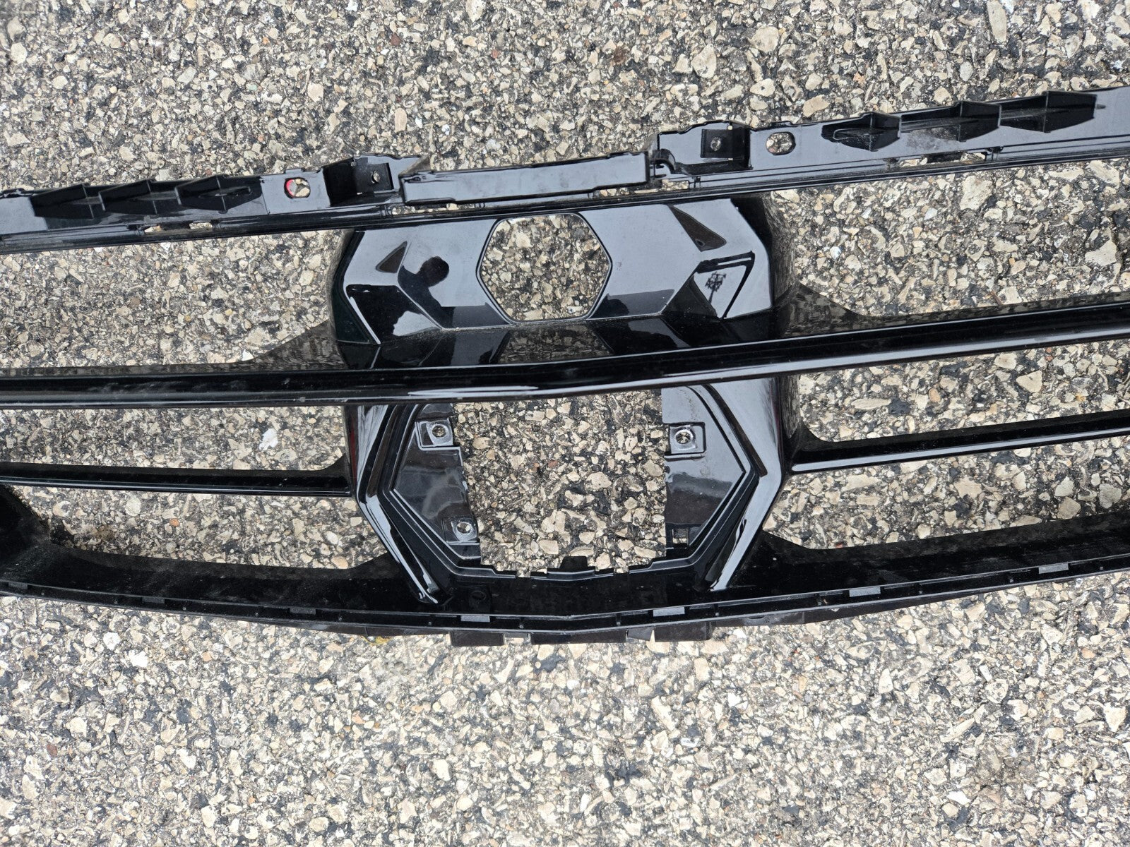 LAMBORGHINI URUS PERFORMANTE 4ML807639D FRONT CENTRE GRILL GRILLE COVER BUMPER