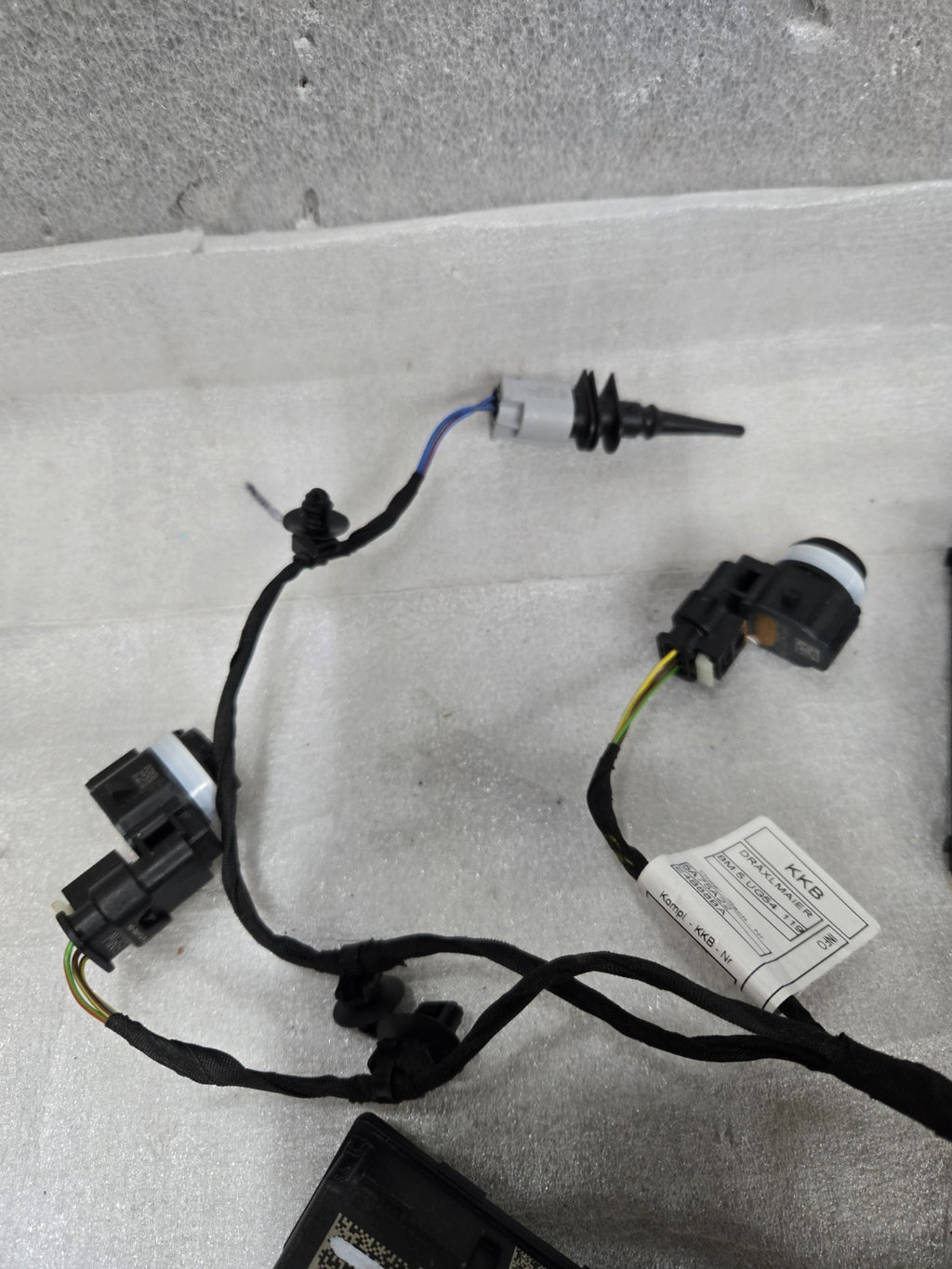 2023-2025 BMW X6 Wiring Harness Bumper Front 61125A75A22 COMPLETE w/Sensors OEM